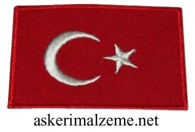 turk-bayragi-armasi-pec-cirtli(kırmızı)